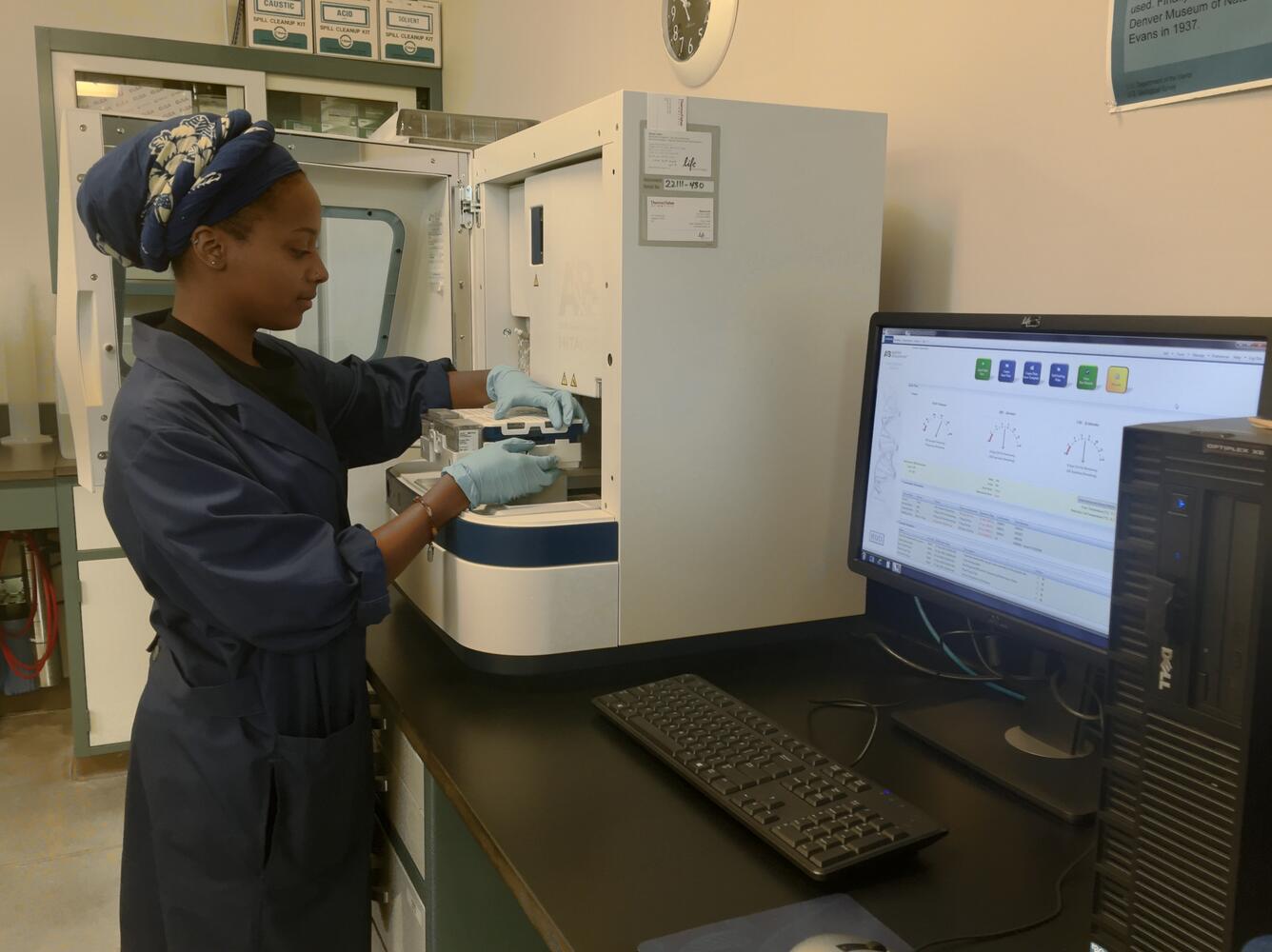 Genetic Analyzer from the Molecular Ecology Lab