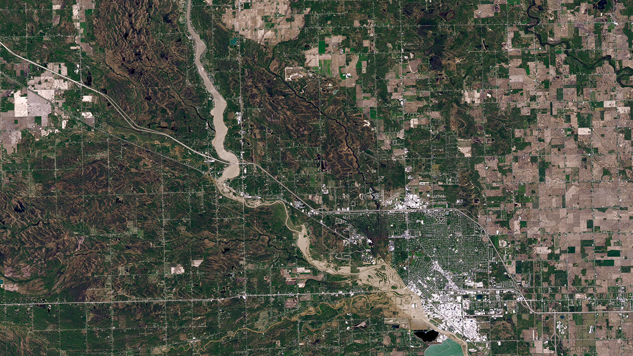 Landsat 8 image of Midland, MI
