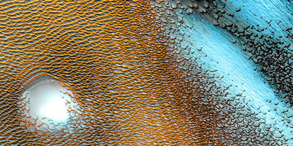 Polar Dunes captured by Mars Odyssey