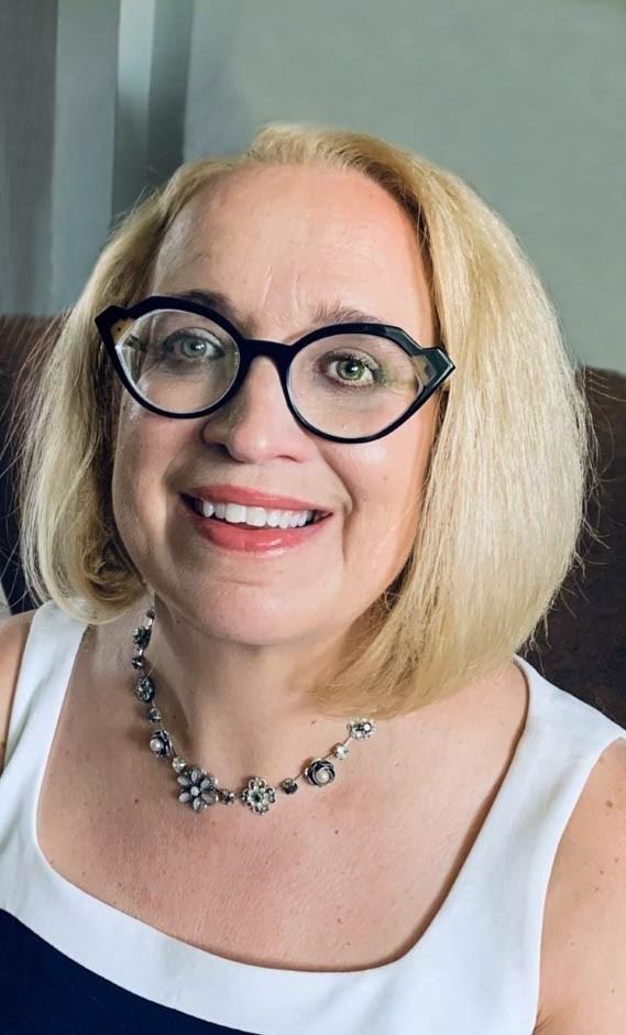 Anne Barrett Profile Picture 