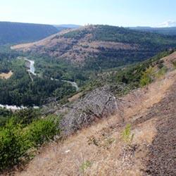 An overlook of the Klickitat River