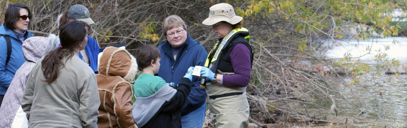 USGS biologist working with citizen scientists