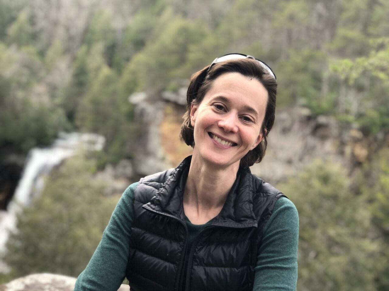 Jennifer Cartwright Bio Picture