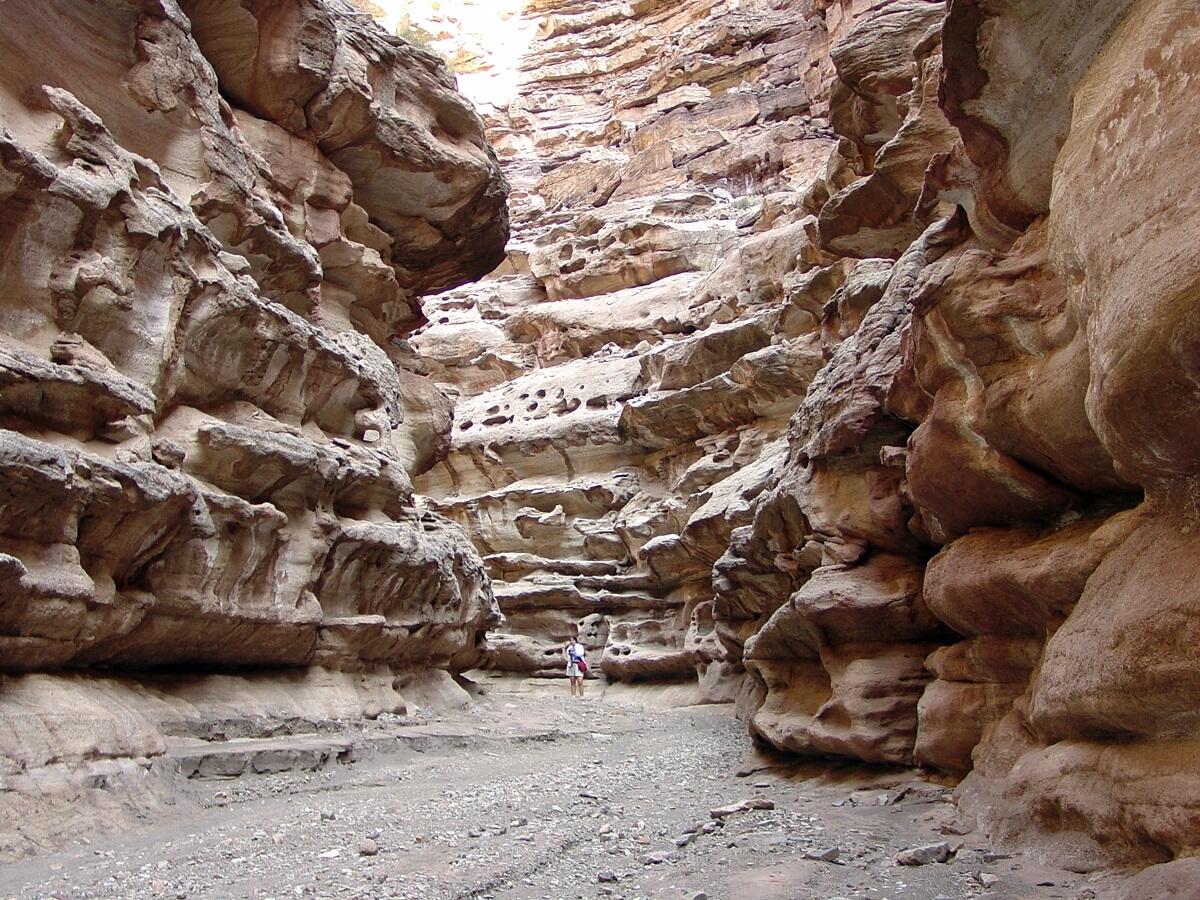 This is a photo of narrows in lower Carbon Canyon carved in the Tapeats Sandstone.