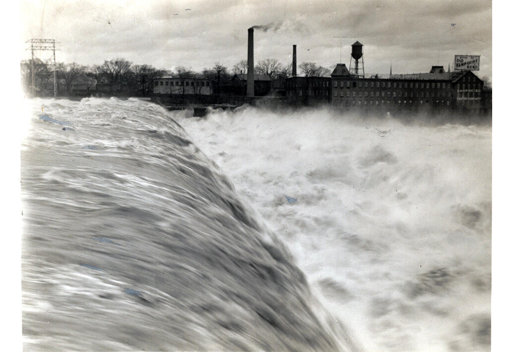 Connecticut River, Holyoke Dam during flood of March 1936