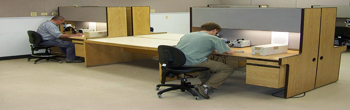 Cuttings examination room at the USGS Core Research Center
