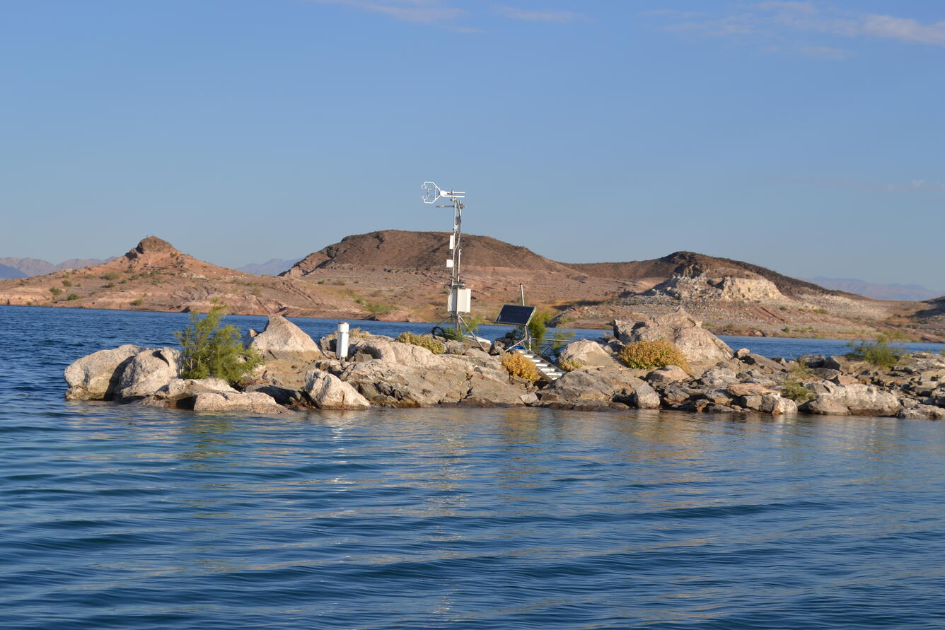 Eddy-covariance sensors at Lake Mohave, Nevada