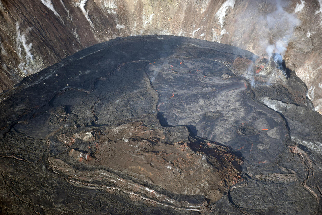 An aerial view of the western portion of the lava lake within Halema‘uma‘u crater at the summit of Kīlauea