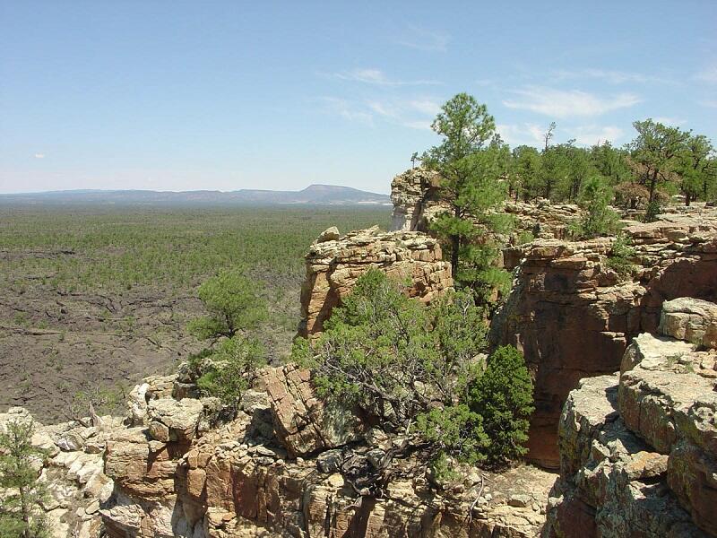 This is a photo of Cretaceous Dakota Sandstone.
