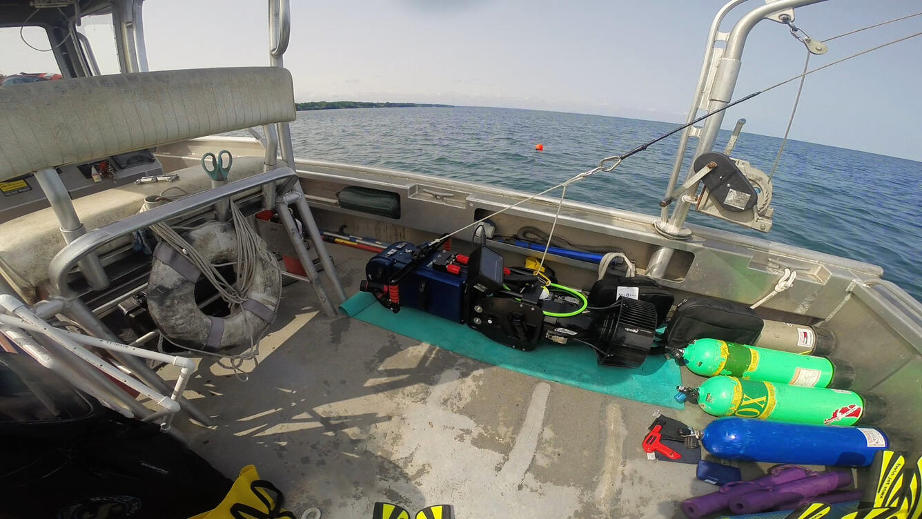 Dive camera system on the boat