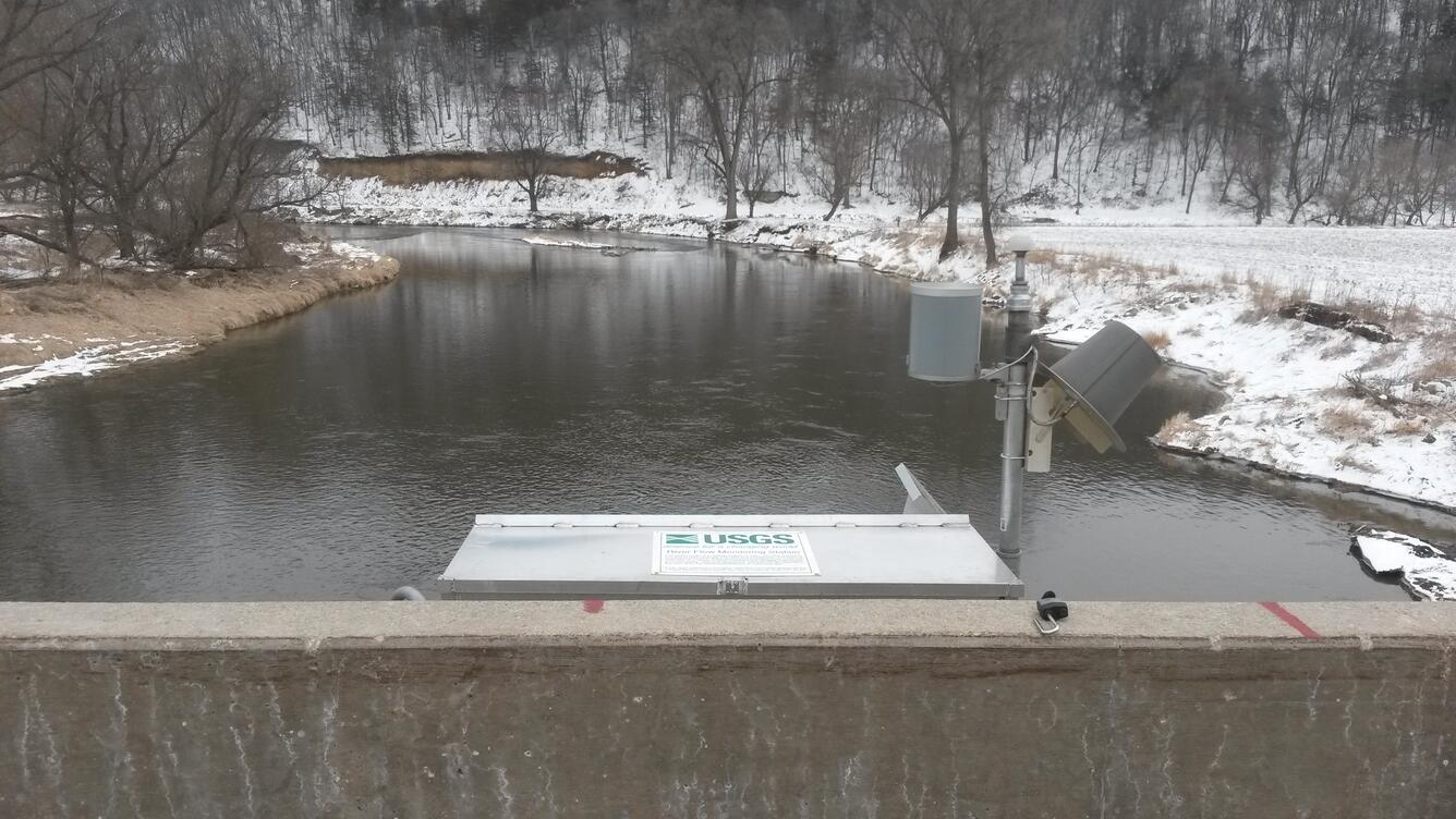 IAWSC - Upper Iowa nr Dorchester gage upgrade to non-contact radar