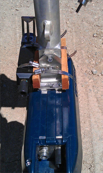 Multibeam echo sounder and motion sensor