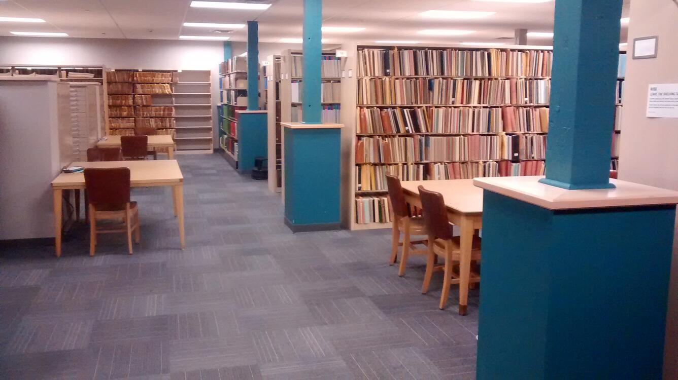 USGS Library bookshelves and reading areas