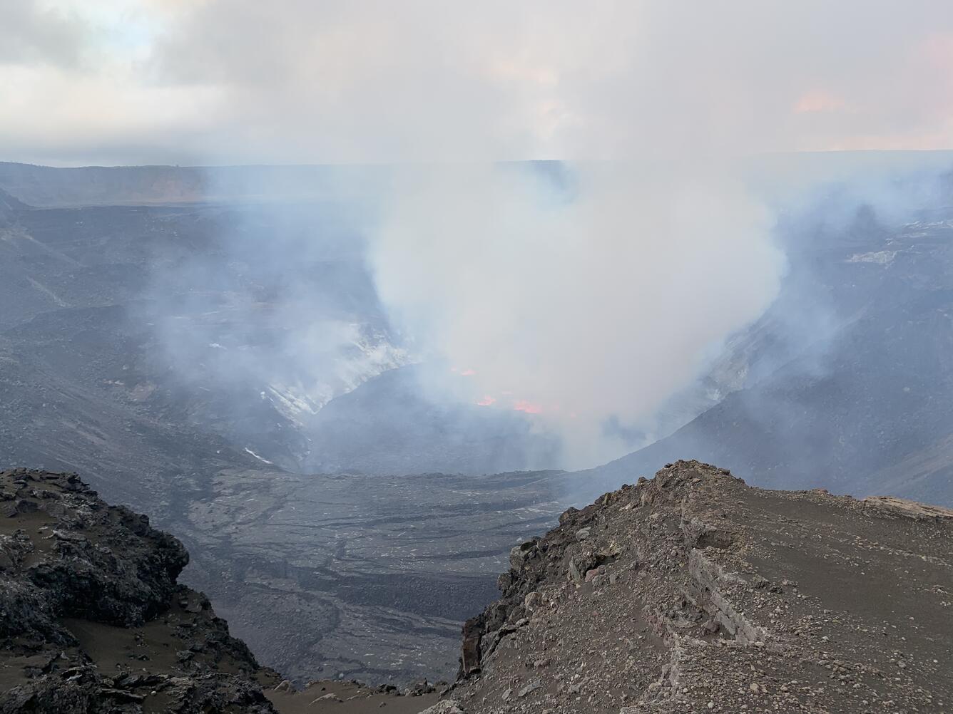 An image of the new Kīlauea summit fissure eruption within Halema'uma'u crater taken at approximately 4:15 p.m. HST on September