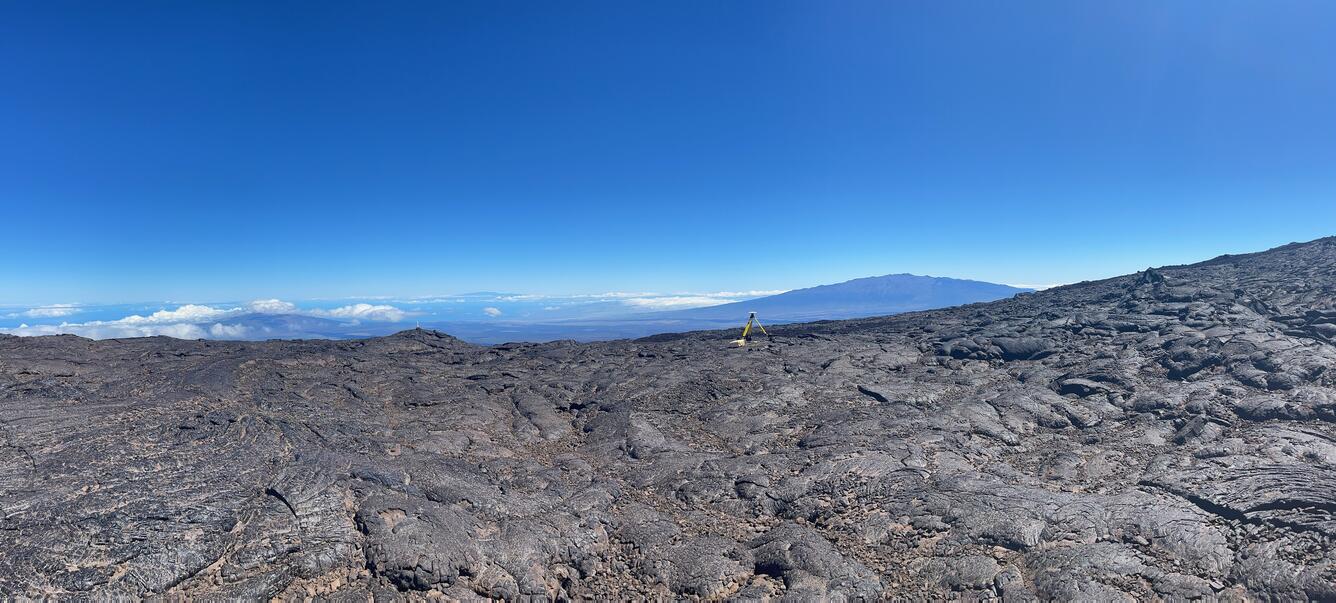 On the west side of Mauna Loa summit, a campaign GPS (center-right) measures its location for a period of 2–3 days