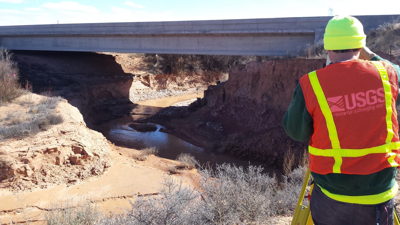 Photograph showing ground-based lidar survey at Leguna Creek, AZ