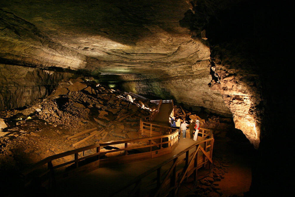 Mammoth Cave Broadway Section. full view