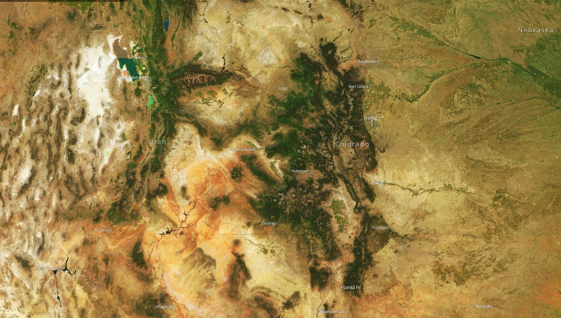  Example of a cloudless image of the western states in the U.S., composed using Landsat. Courtesy of Mapbox.