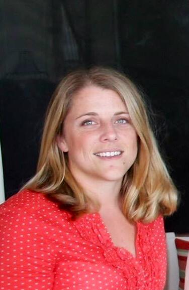Headshot of Meghan Dick, a USGS student hydrologist