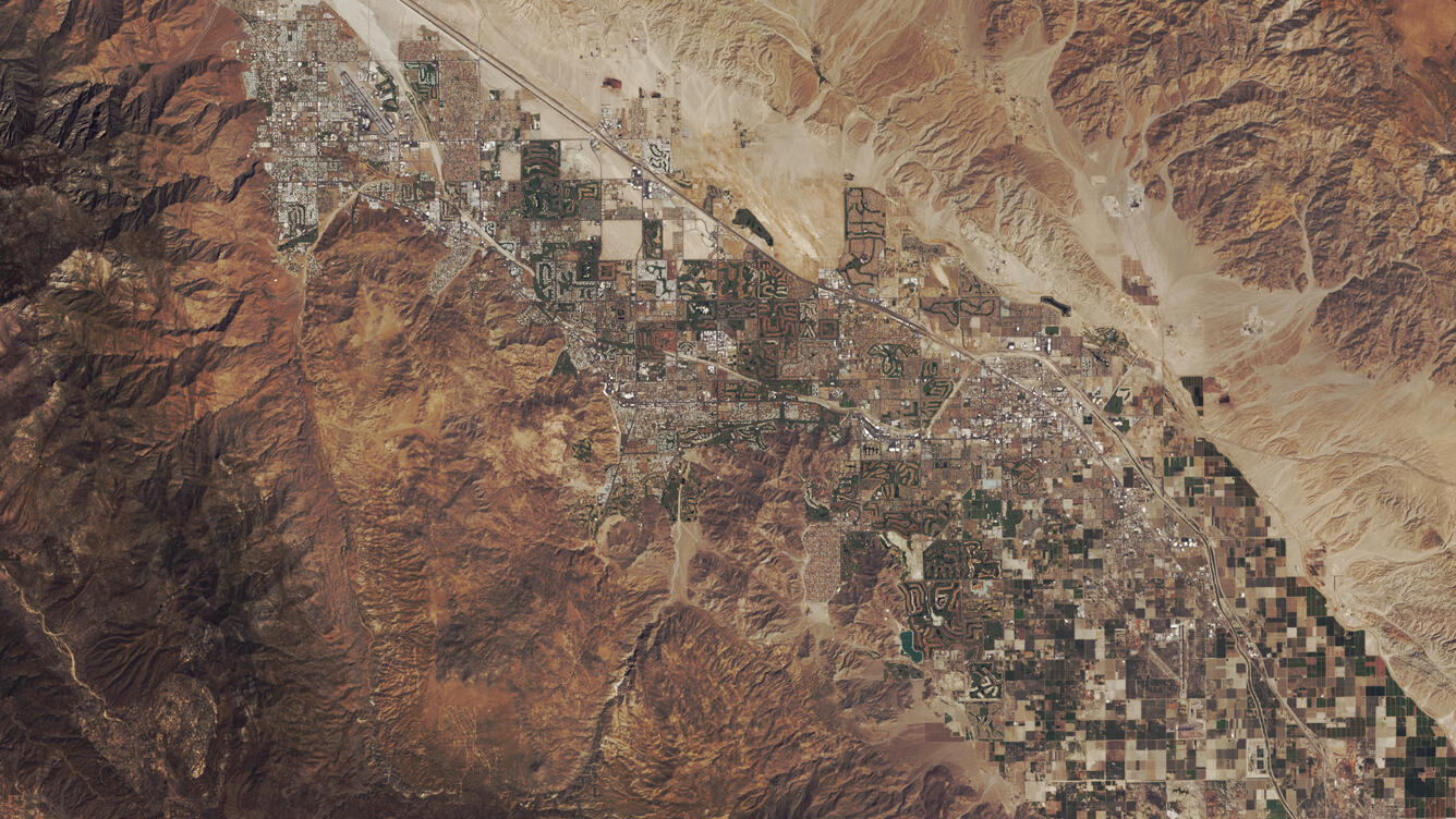 Color Landsat 8 image of Palm Springs, CA