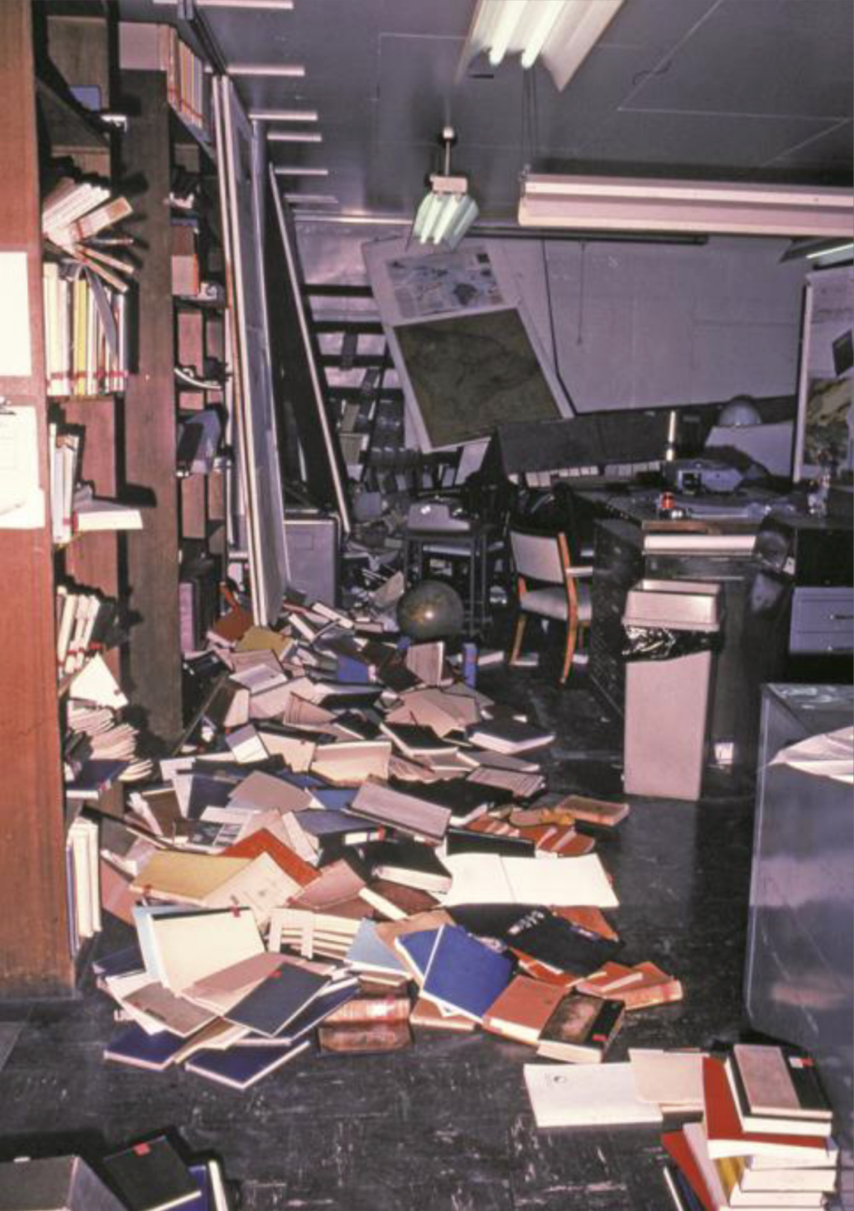The Hawaiian Volcano Observatory library after the magnitude-6.6 Ka‘ōiki earthquake on 1983 November 16.