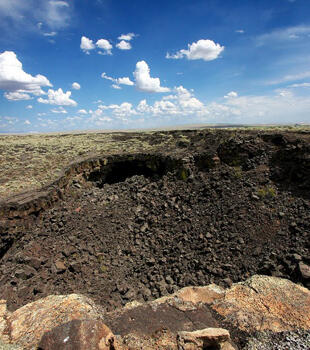  Black Butte Crater Lava Field