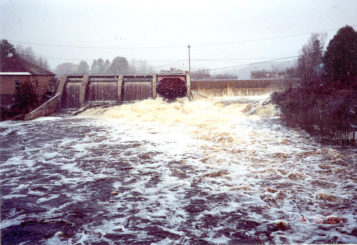 Crystal Falls-Tainter gate open, water rushing 