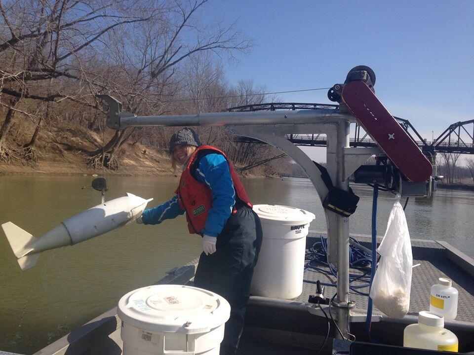 Water-quality sampling at White River at Hazleton, IN