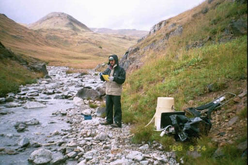 A site of continuous water-quality sampling during a tracer test conducted on the North Fork of the Animas River, Colorado