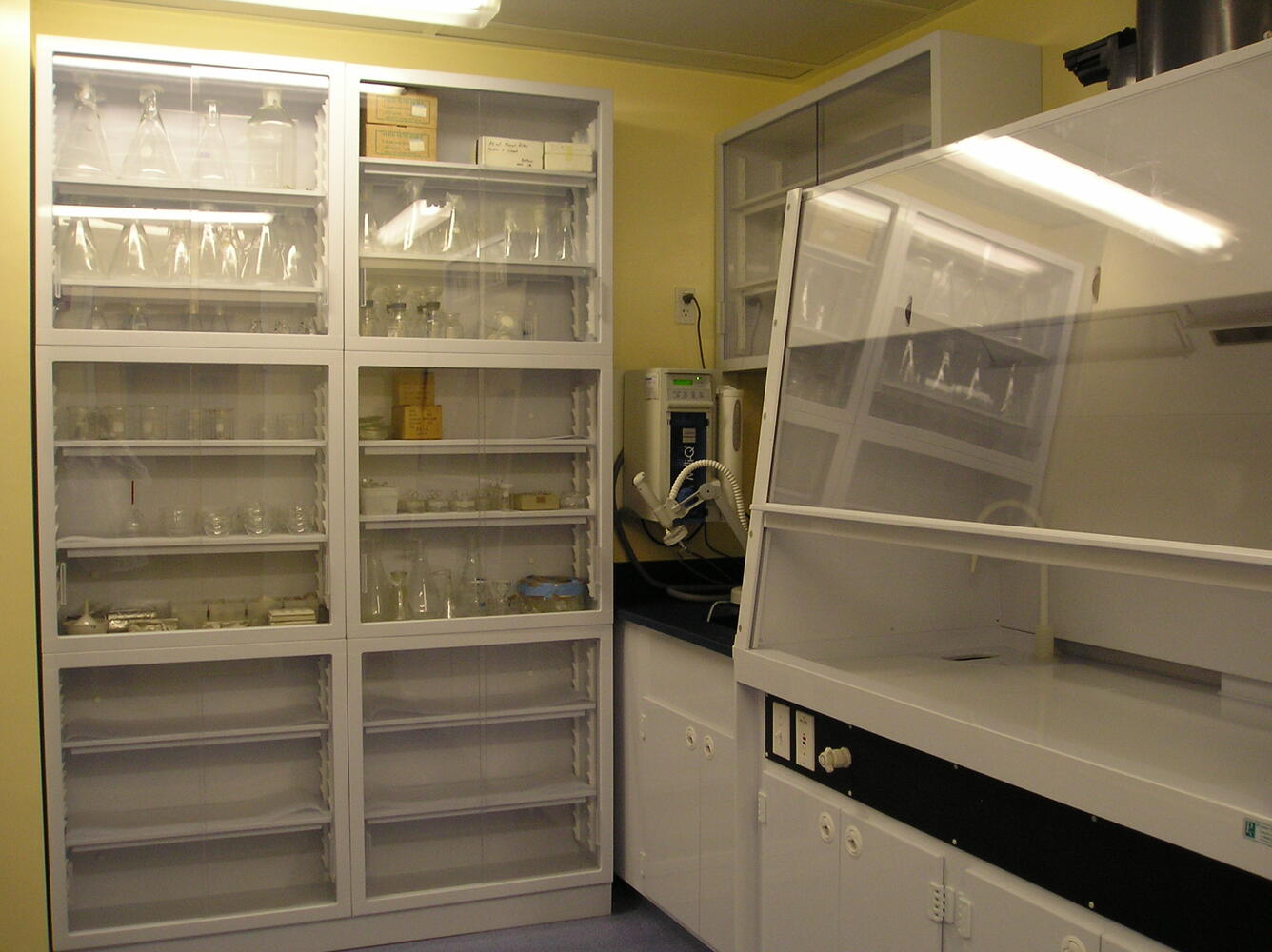 Photograph of sample and glassware storage