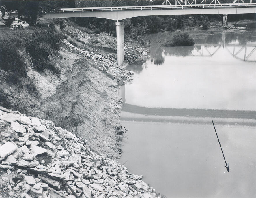 U.S. Geological Survey streamflow-gaging station 08114000 Brazos River at Richmond, Texas.