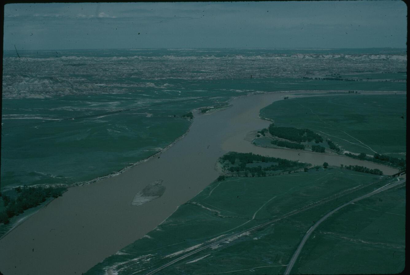 Following flooding of Powder River