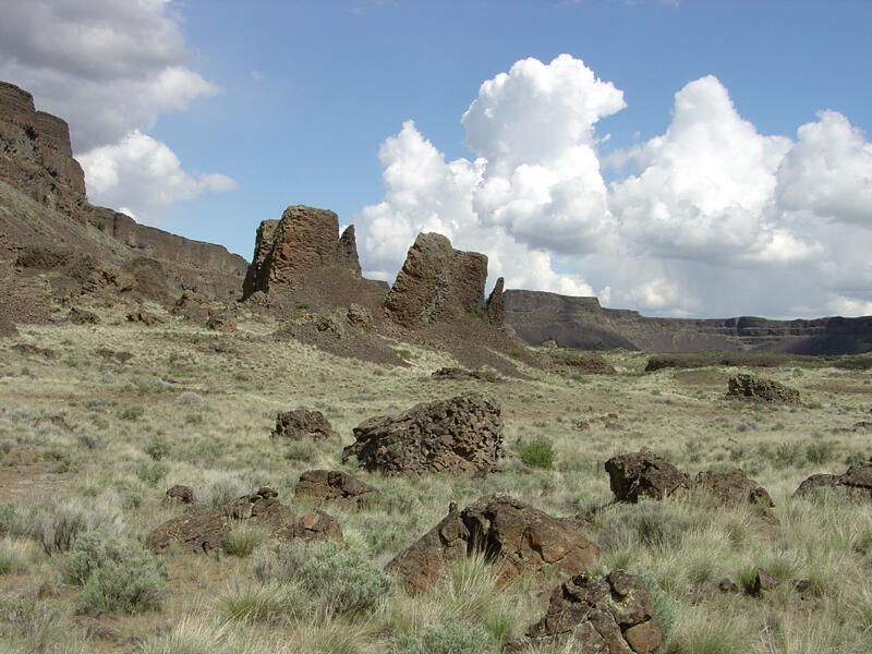 A photo of buttes of basalt