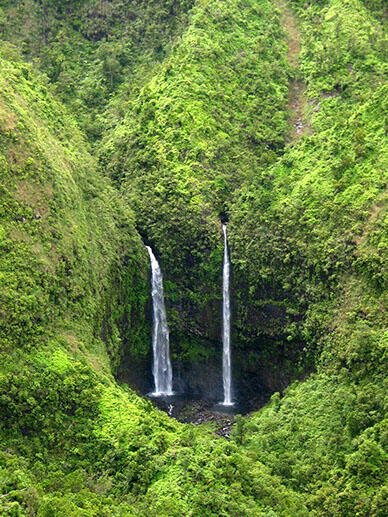 Hanalei waterfall view from helicopter