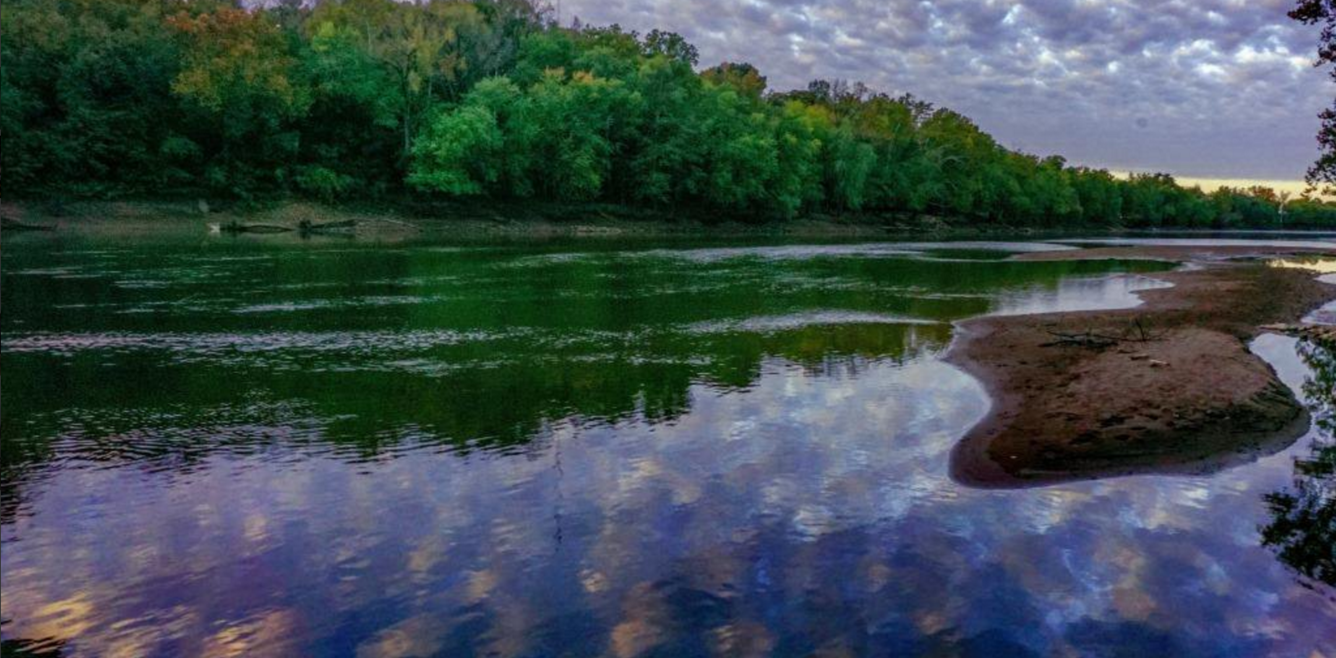 Low water on the White River at Petersburg IN
