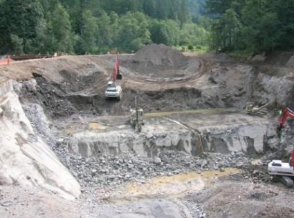 Marmot Dam being deconstructed