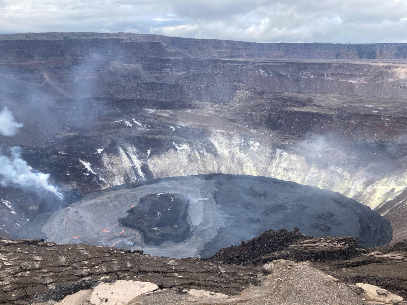 Eruptive activity continues in Halema‘uma‘u crater, at the summit of Kīlauea.