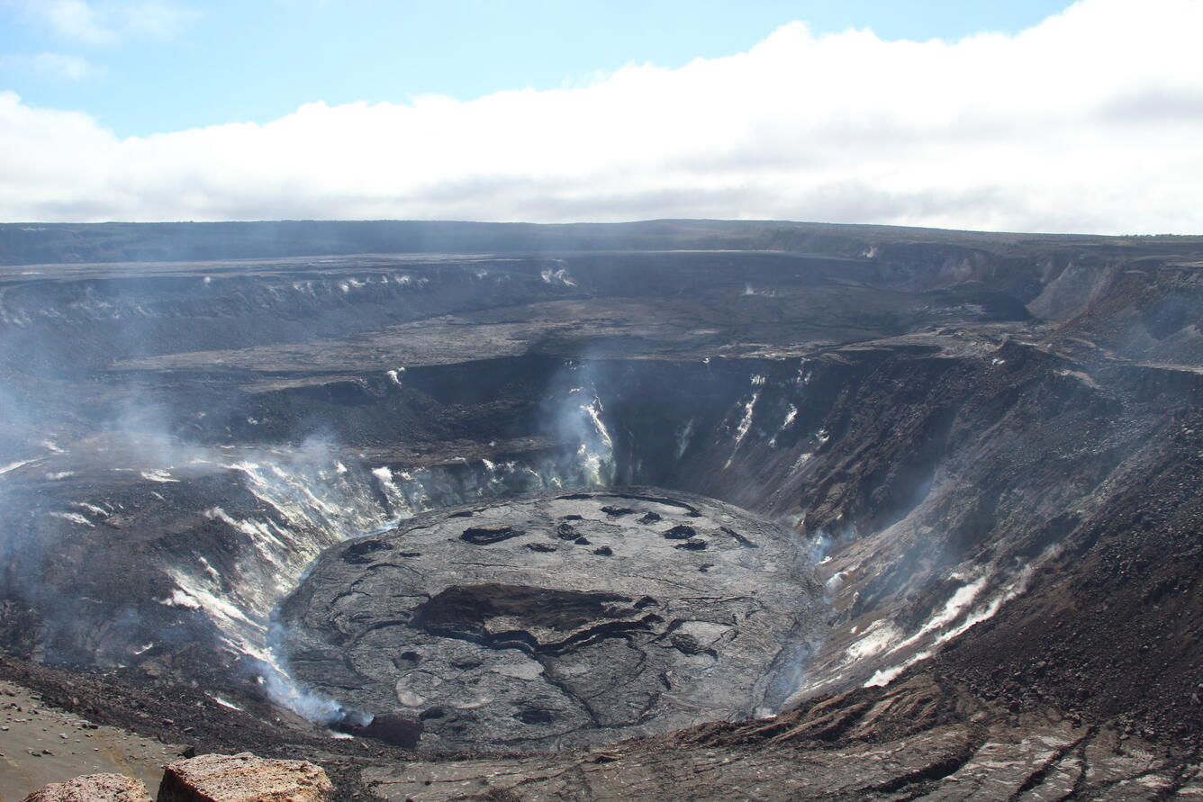 A wide view of Halema‘uma‘u from the western crater rim, at the summit of Kīlauea