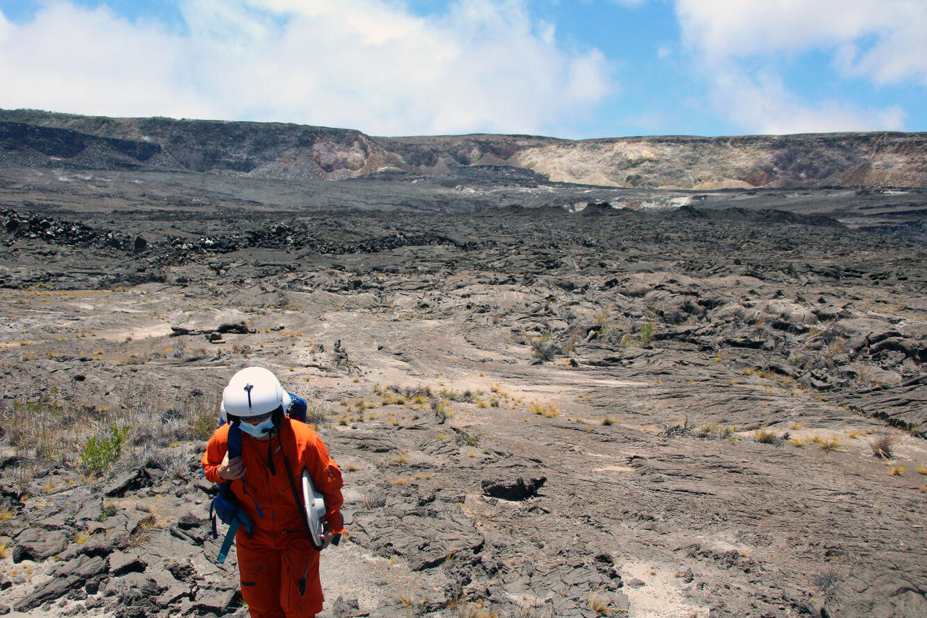 On June 8, 2021, the USGS Hawaiian Volcano Observatory conducted a routine helicopter overflight and fieldwork at the summit of 