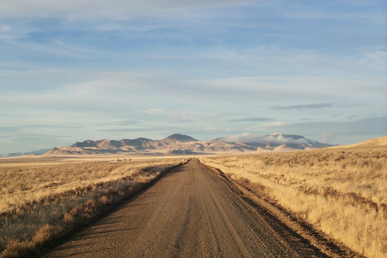 Dirt road north of Battle Mountain, Nevada