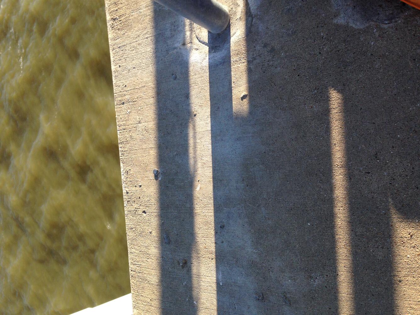 Ohio River at Olmsted IL - reference mark 1