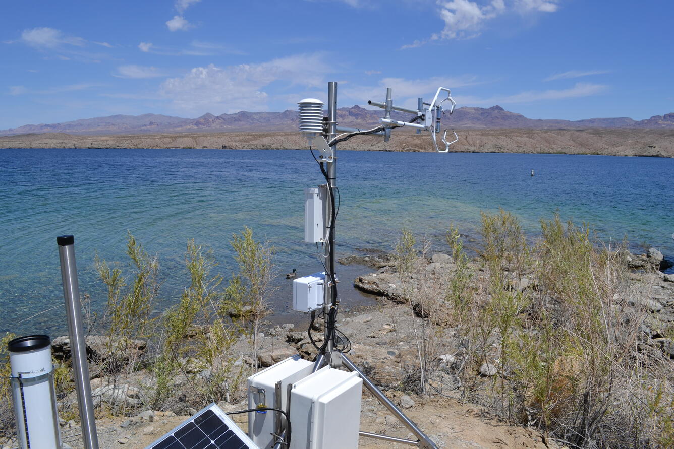Eddy covariance equipment at Lake Mohave, Nev. 
