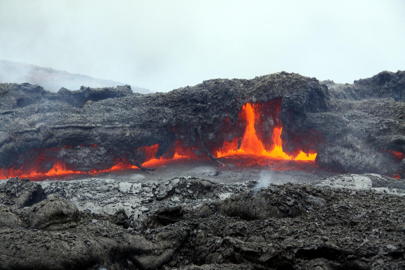 A close-up view of the lava pond in Pu‘u ‘Ō‘ō crater. The lava sur...