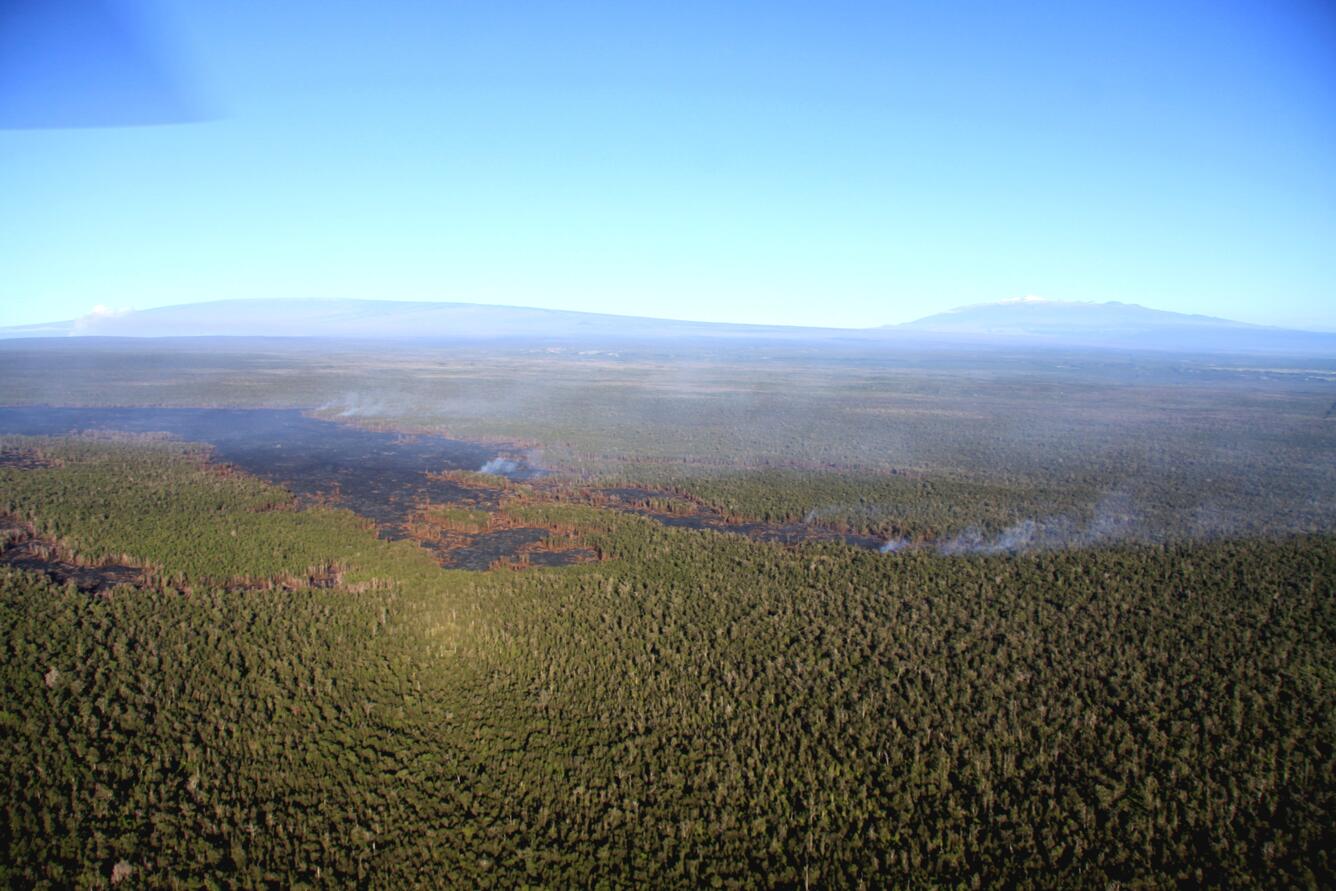 Mar 7, 2014: Another view of the active flow front, which is burnin...