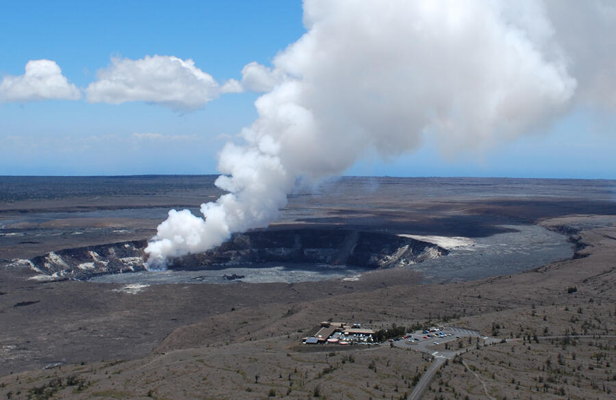 Hawai‘i Island Fourth Grade Students Invited to Enter Volcano Poste...
