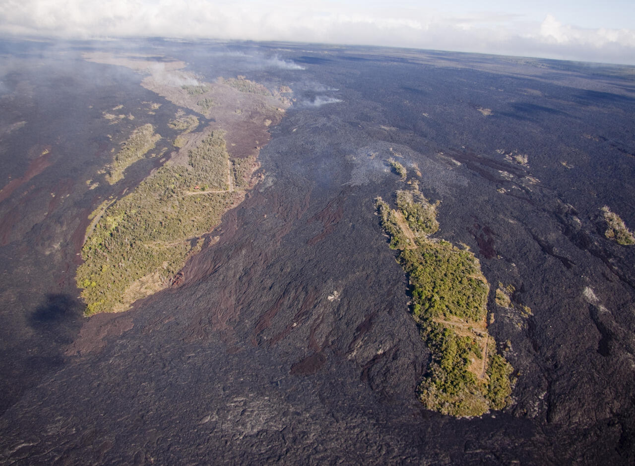 Royal Gardens in Kīlauea's crosshairs again...