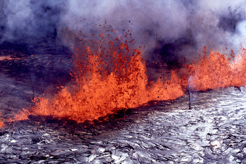 Lava fountains erupting from fissures, Kīlauea Volcano, Hawai‘i...