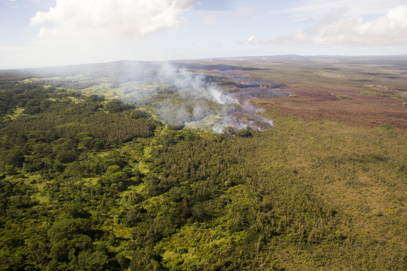 A wider view of the flow front, looking upslope. Kaohe Homesteads ...