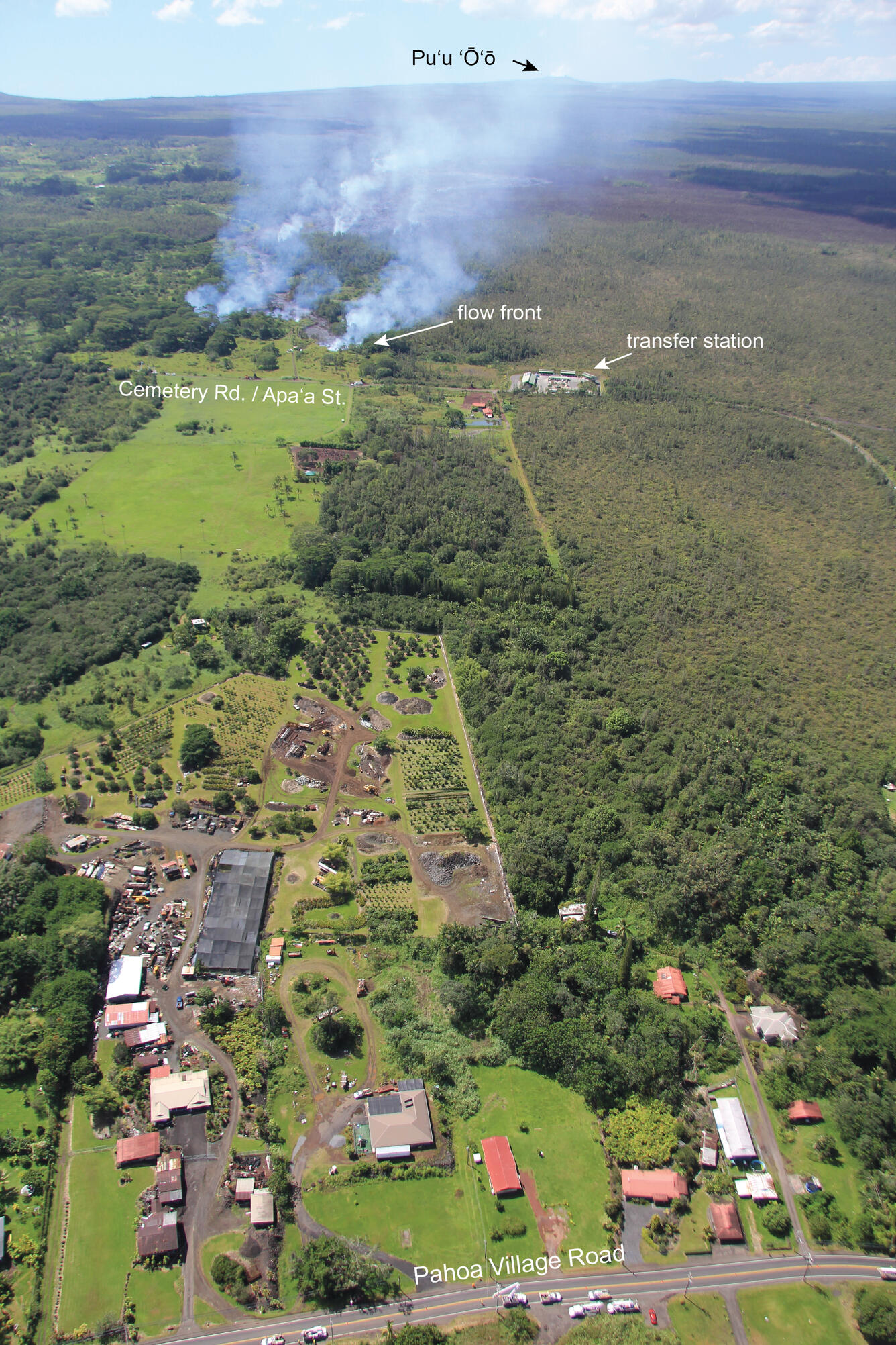 A wider view of the flow front, and its position relative to Pāhoa....