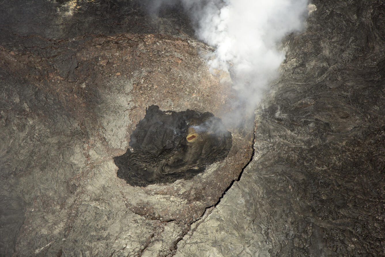 A closer look at a glowing hole in the northeast pit in Pu‘u ‘Ō‘ō C...